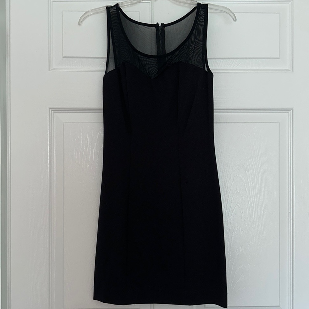 Guess perfect little black dress size Small